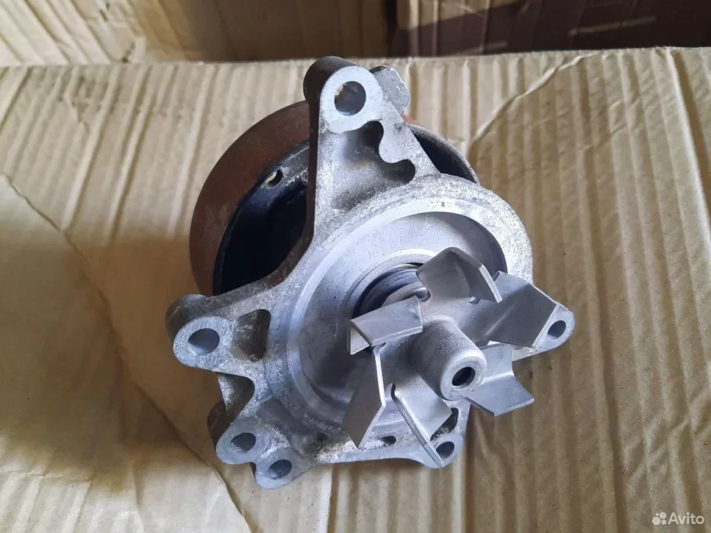 Помпа toyota corolla 120