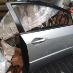 Honda civic 5D дверь передняя правая