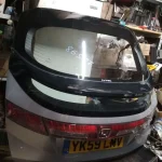 Honda civic 5D фонарь крышки багажника