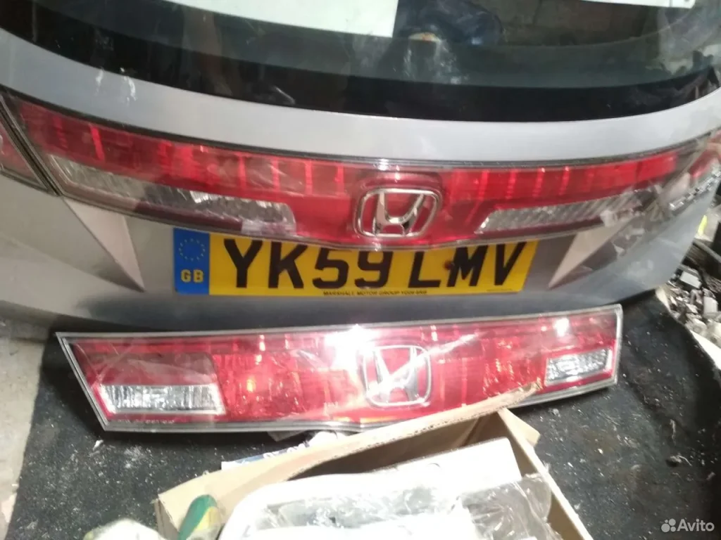 Honda civic 5D фонарь крышки багажника