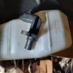 V 757019180-01 peugeot 308 датчик распредвала