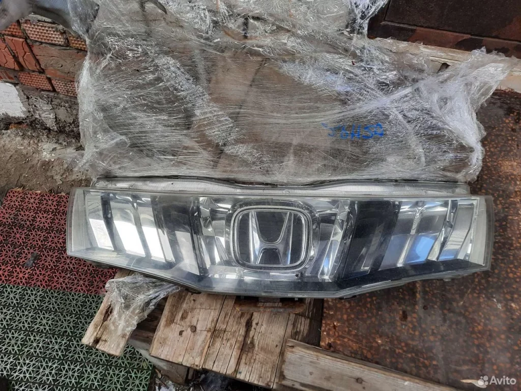 Honda civic 5D решетка радиатора