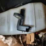 V 757019180-01 peugeot 308 датчик распредвала