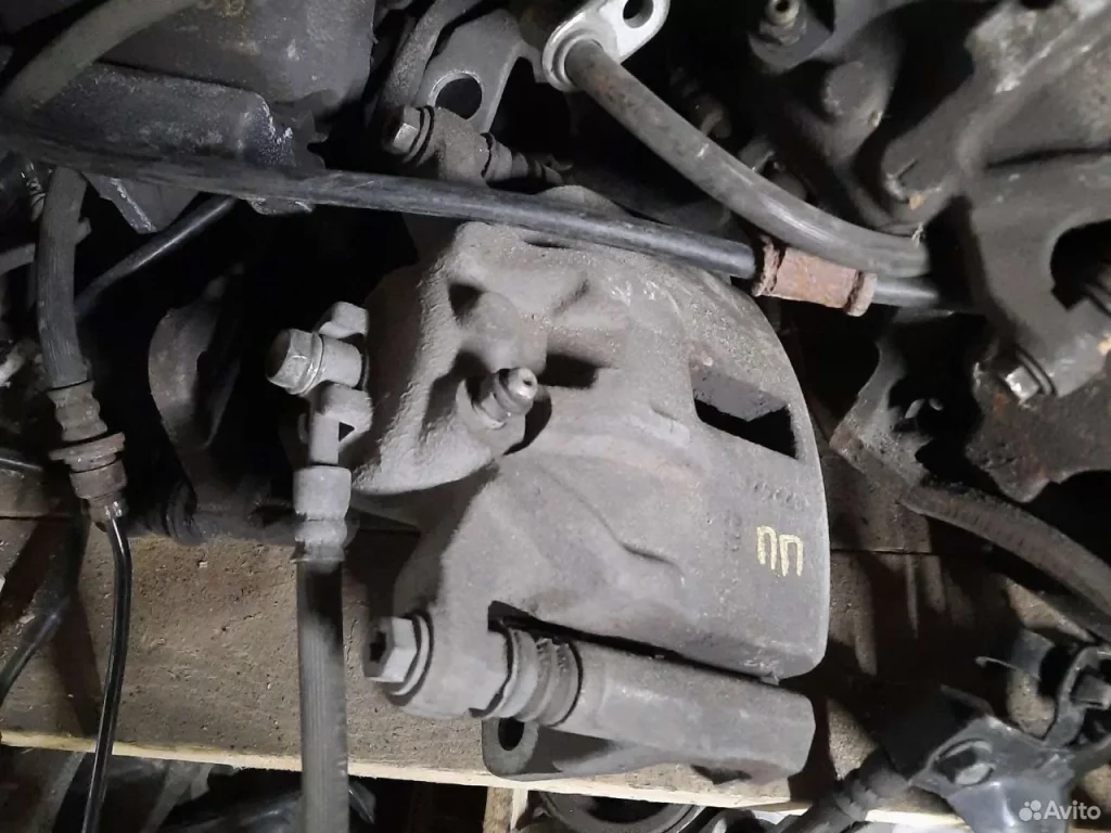 Суппорт Honda Civic 5D тормозной суппорт