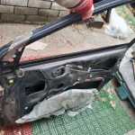 Mitsubishi lancer 9 дверь передняя правая