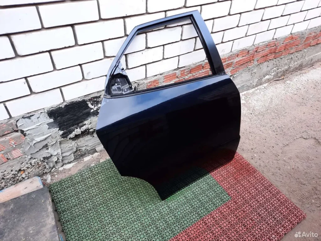 Honda Civic 5D дверь задняя правая