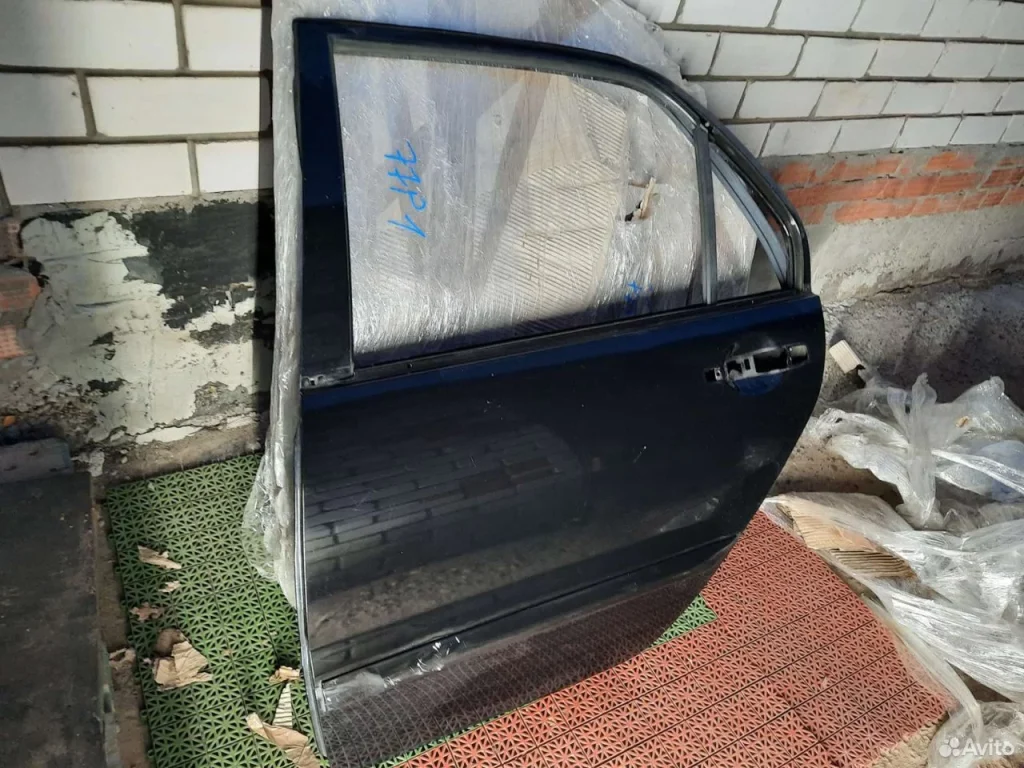 Дверь задняя левая Mitsubishi lancer 9