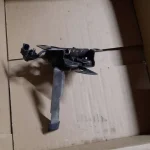 Замок капота