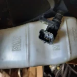 V 757019180-01 peugeot 308 датчик распредвала